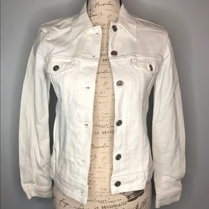 White Levi’s Denim Jacket